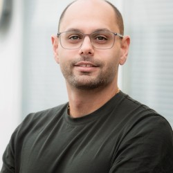 Ehsan Rezaee
